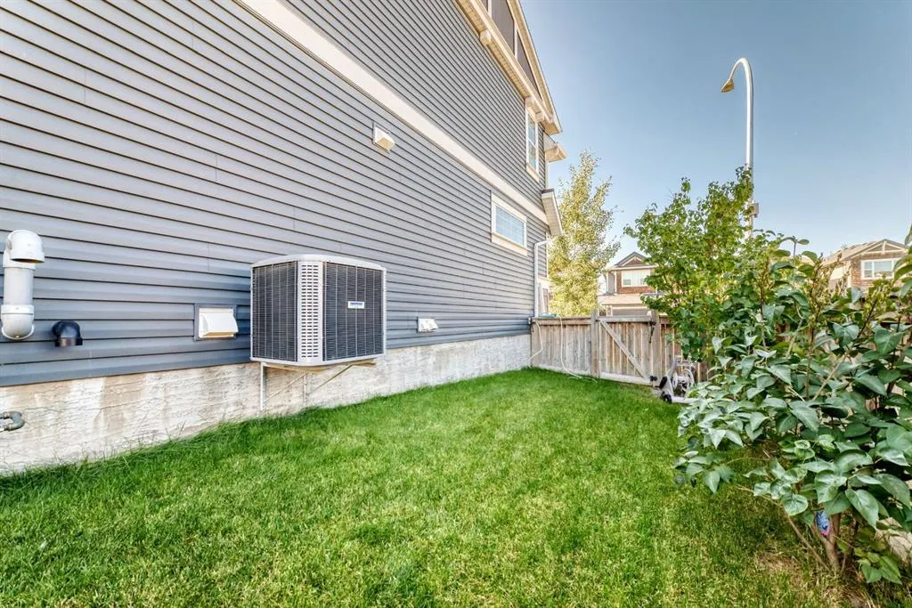 132 Auburn Meadows Boulevard SE