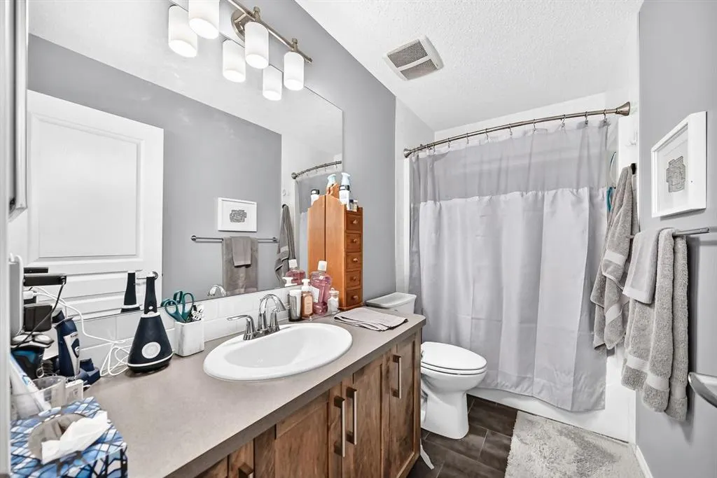 132 Auburn Meadows Boulevard SE