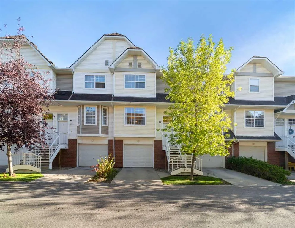 83 Tuscany Springs Gardens NW