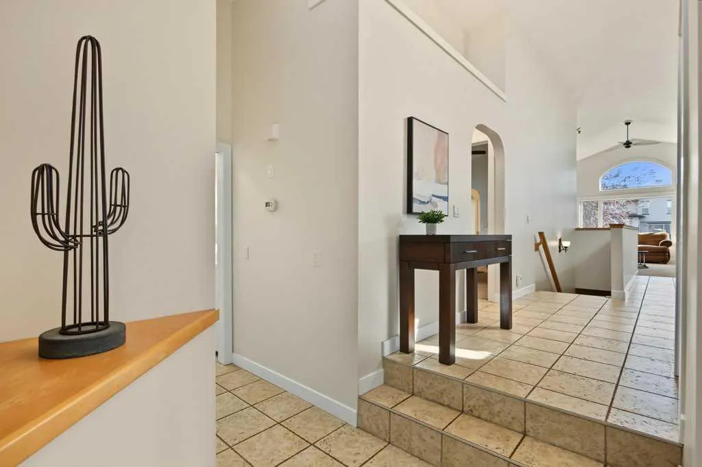 162 Brightonstone Landing SE