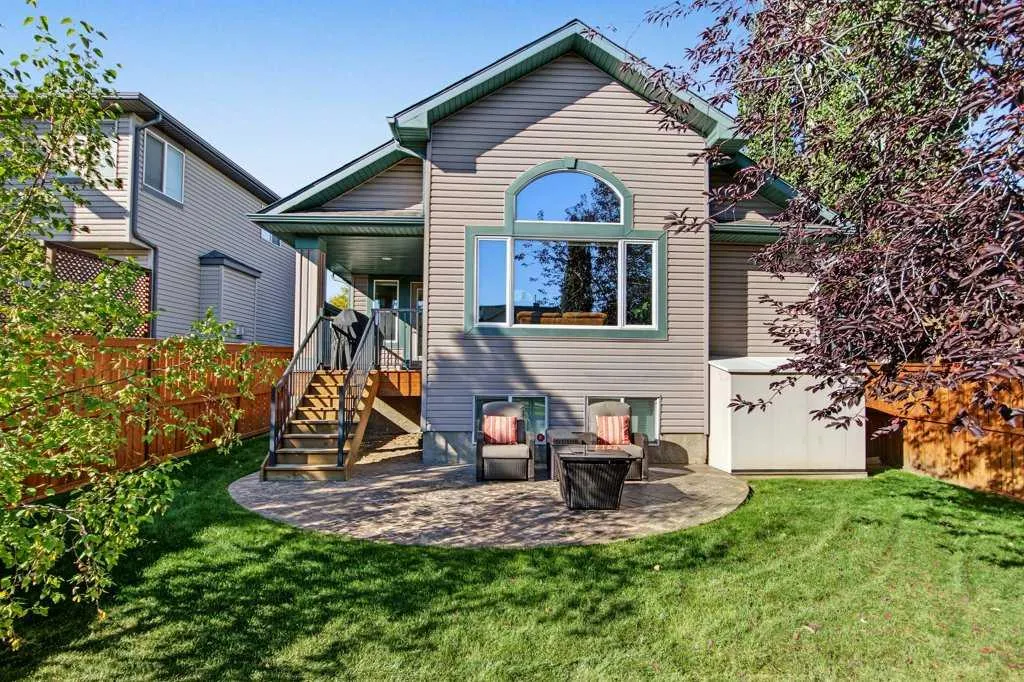 162 Brightonstone Landing SE