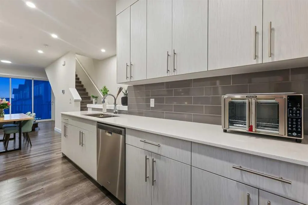 58 Evanscrest Court NW
