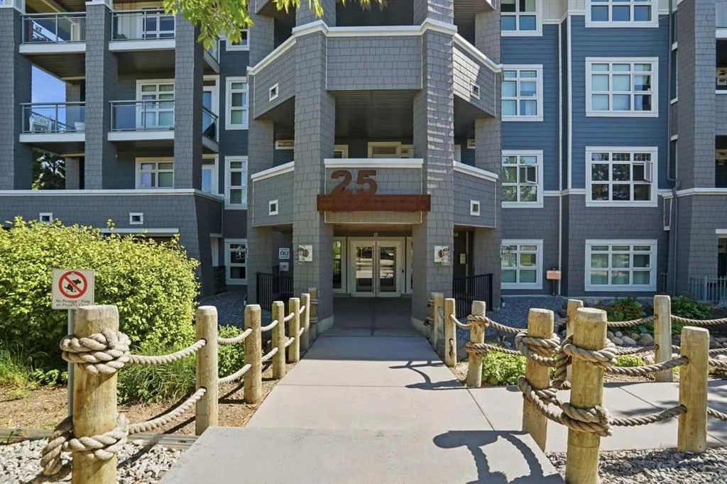 25 Auburn Meadows Avenue SE #119