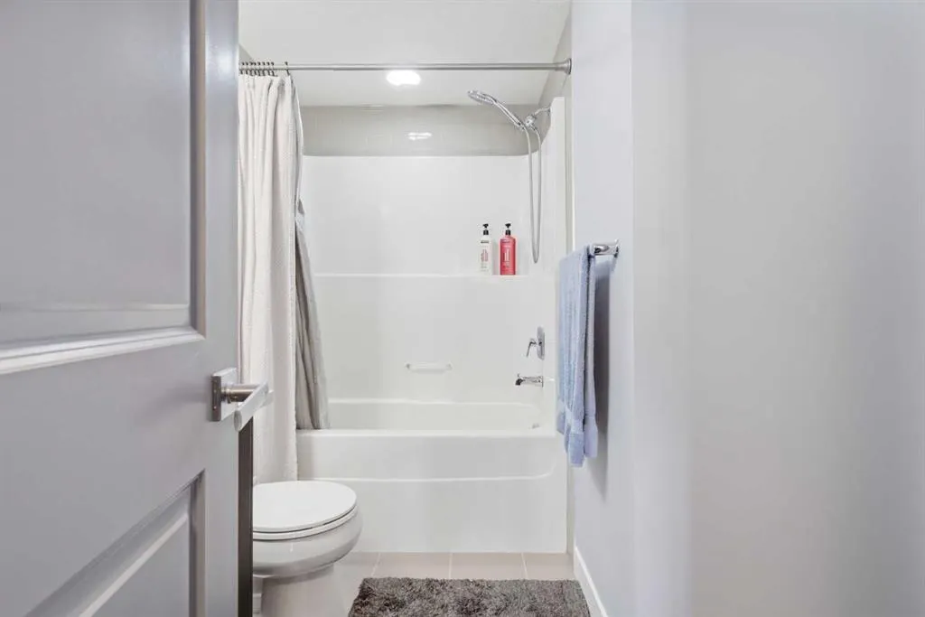 25 Auburn Meadows Avenue SE #119