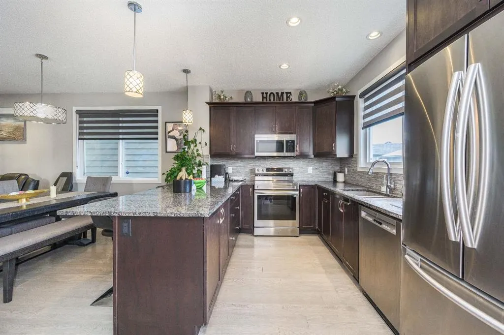 5 Masters Street SE