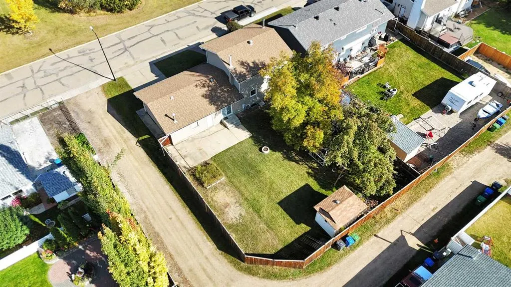 5 Ward Crescent N
