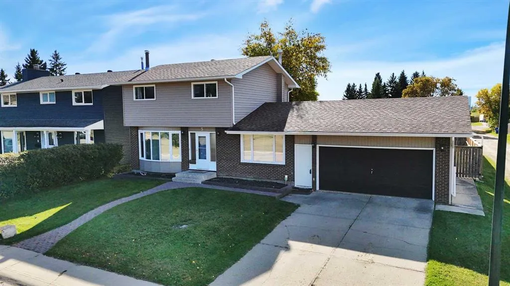 5 Ward Crescent N