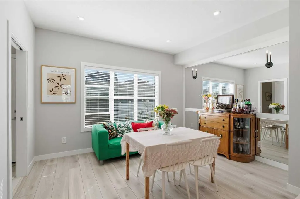 416 West Lakeview Drive