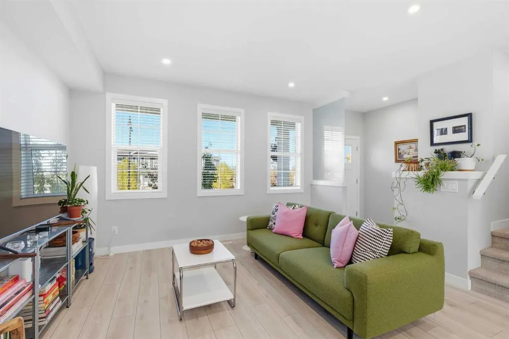 416 West Lakeview Drive