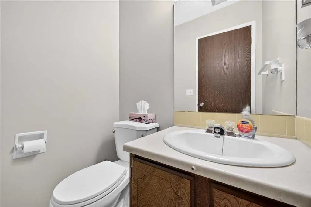 4940 39 Avenue SW #61