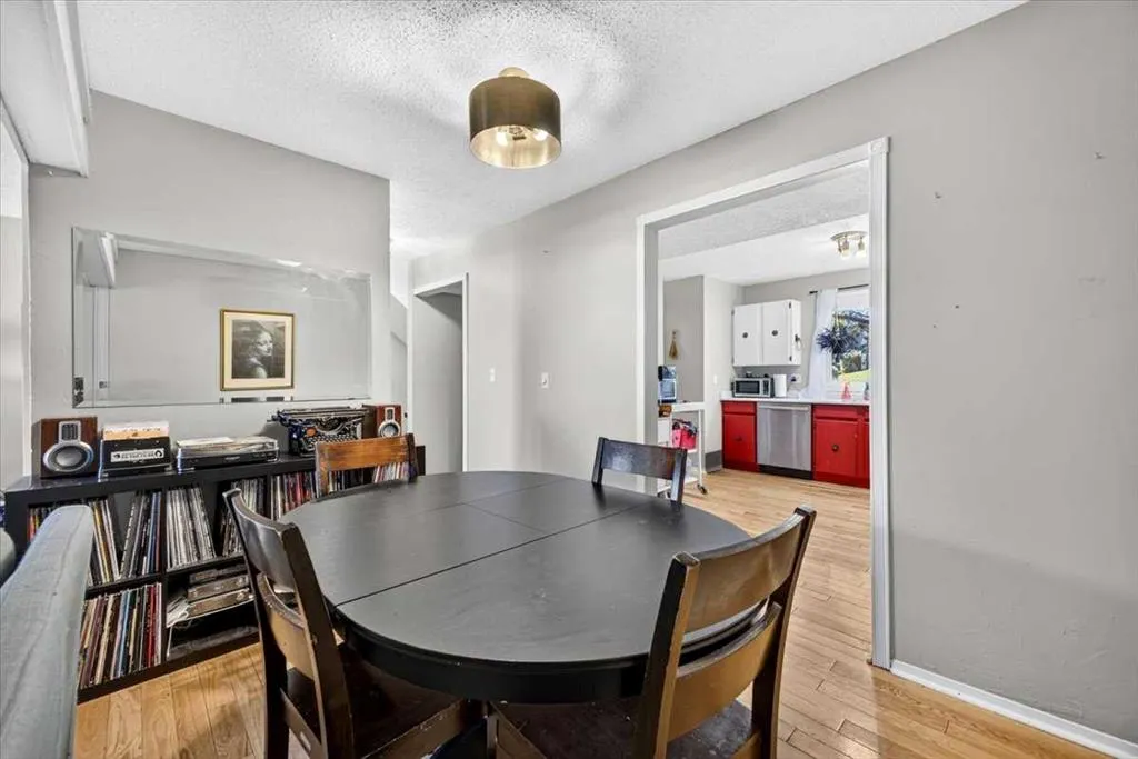 4940 39 Avenue SW #61