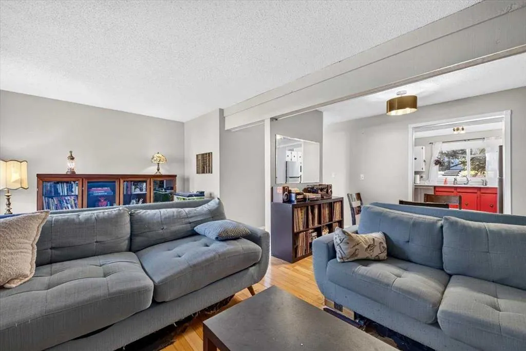 4940 39 Avenue SW #61