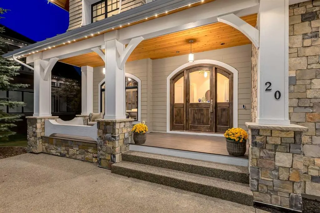 20 Rockwater Way