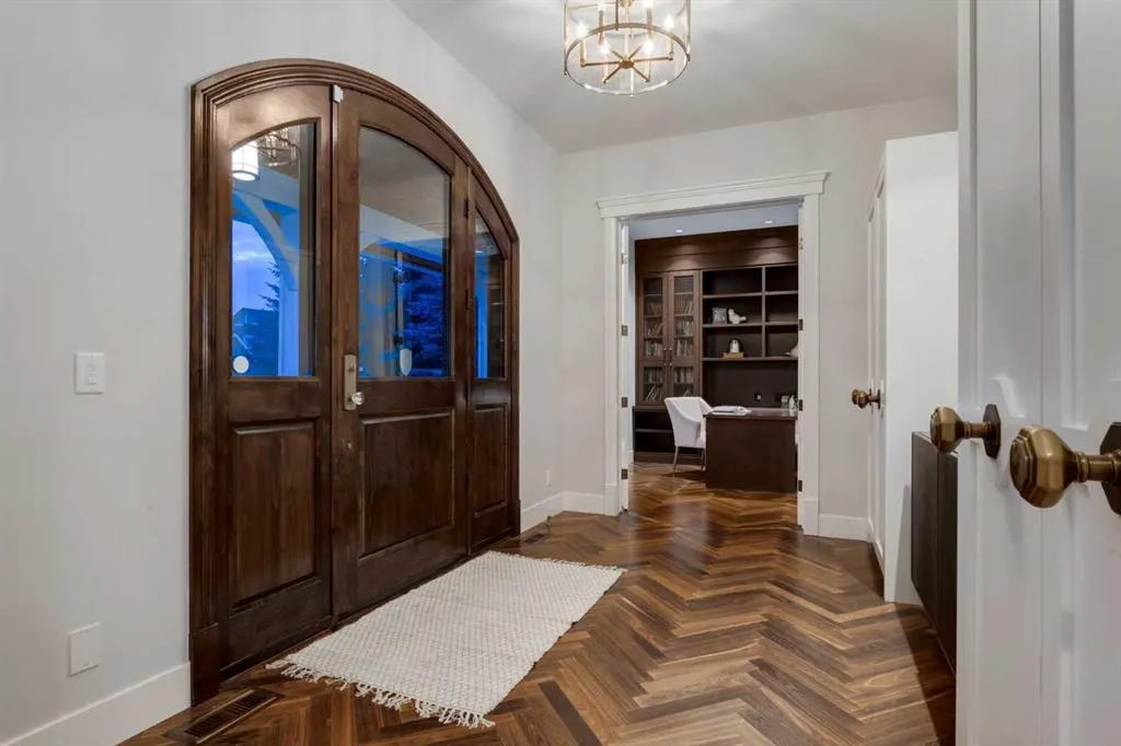 20 Rockwater Way