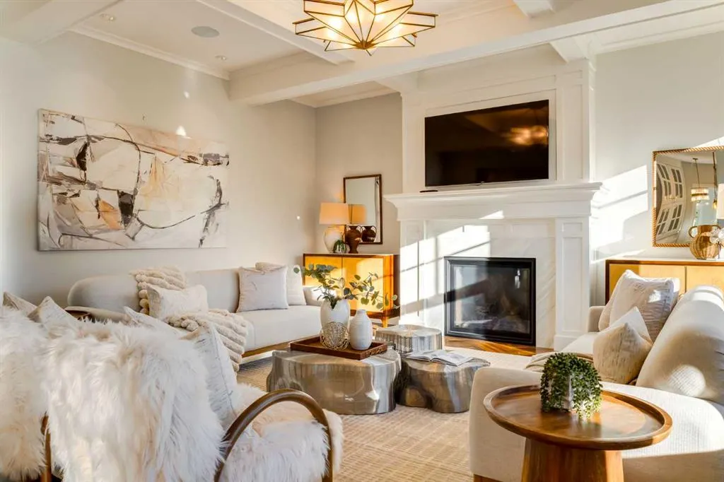 20 Rockwater Way