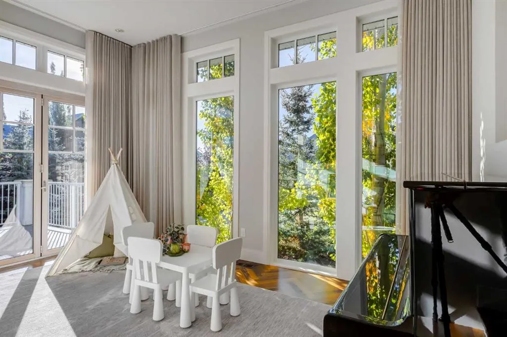 20 Rockwater Way