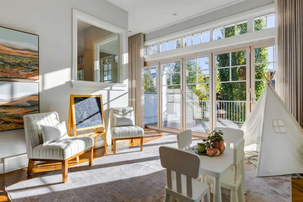 20 Rockwater Way