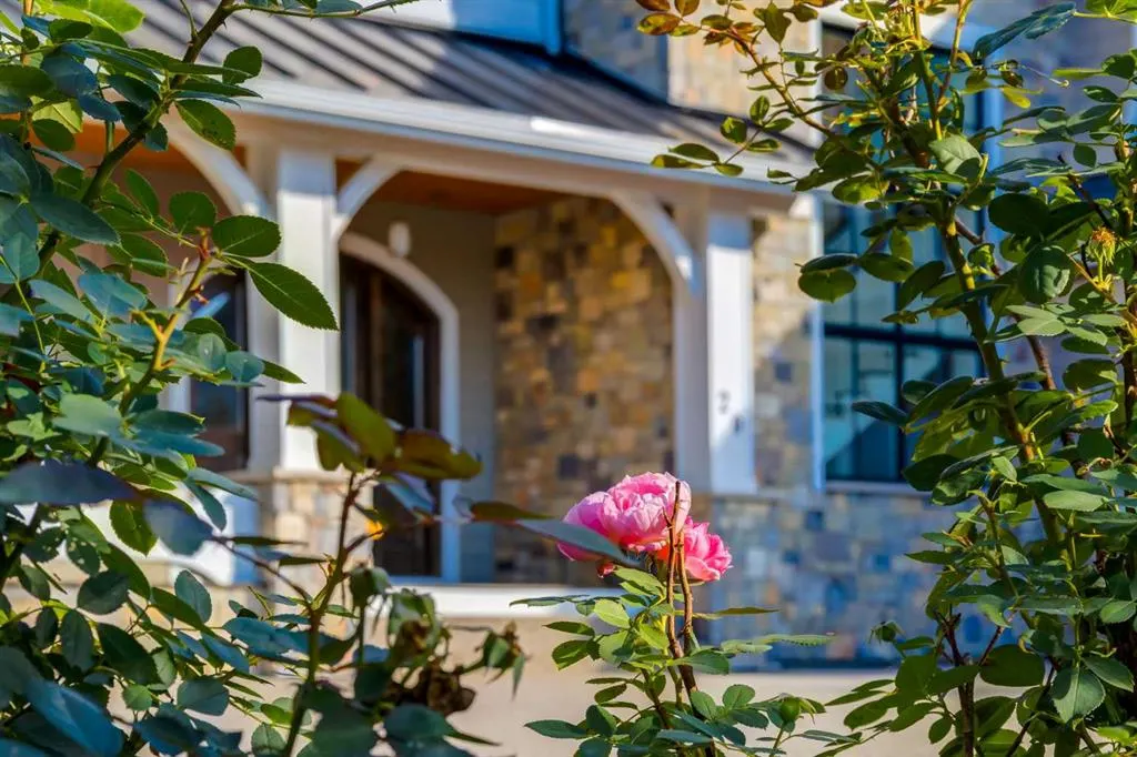 20 Rockwater Way