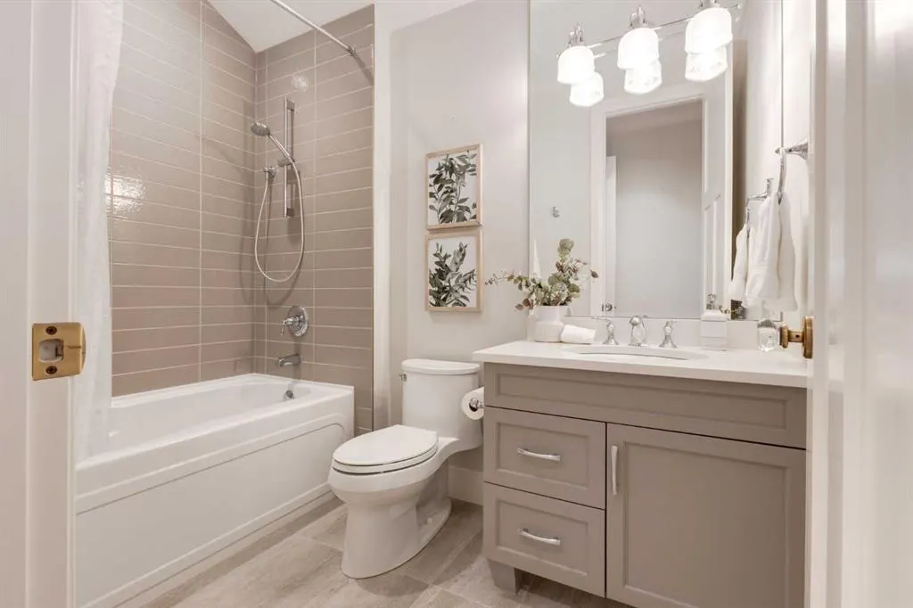 20 Rockwater Way