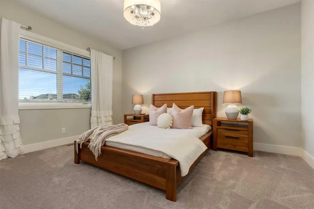 20 Rockwater Way
