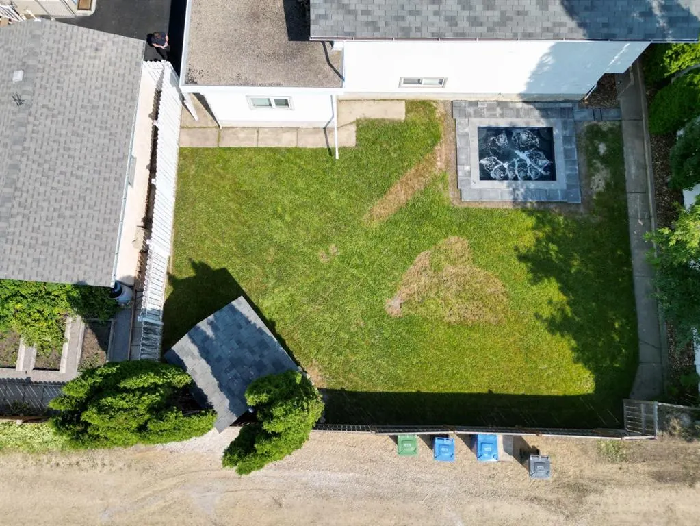 67 Sherwood Crescent