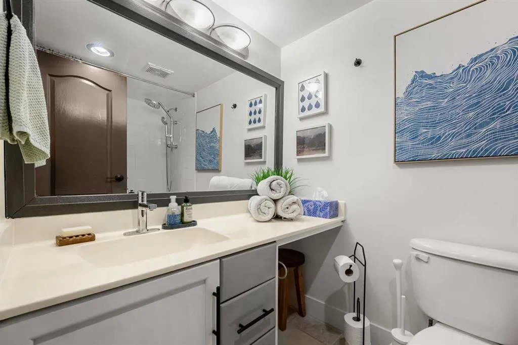 1123 13 Avenue SW #106