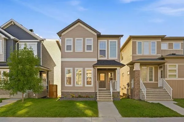 6 Evanscrest Heights NW