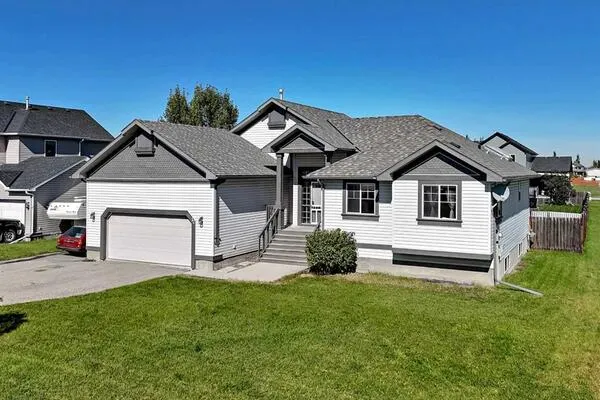 12 Welshimer Crescent NE