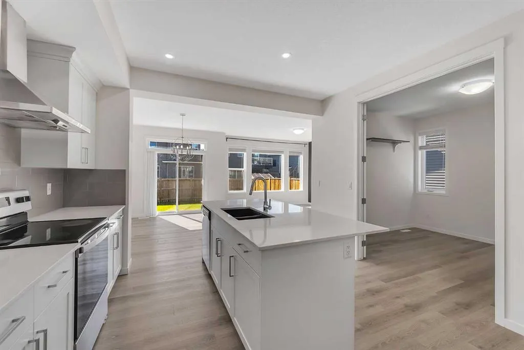 31 Corner Meadows Grove NE