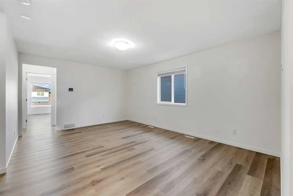 31 Corner Meadows Grove NE