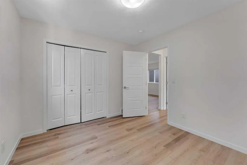 31 Corner Meadows Grove NE