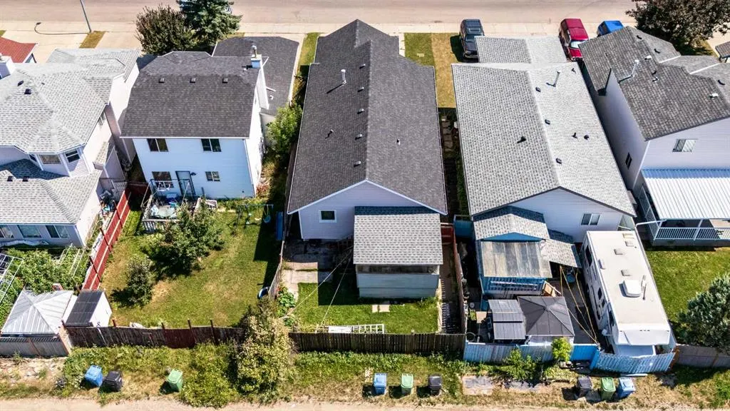 318 Applewood Drive SE