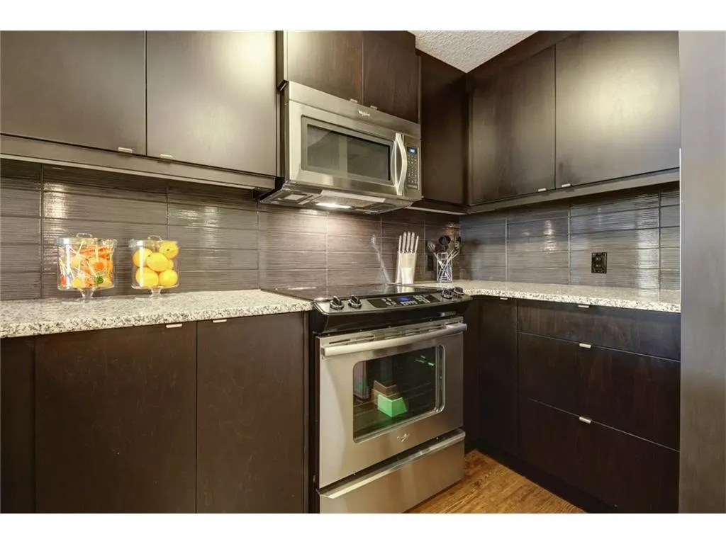25 Aspenmont Heights SW #313