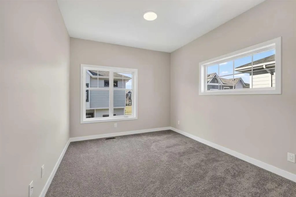 133 Mahogany Gardens SE