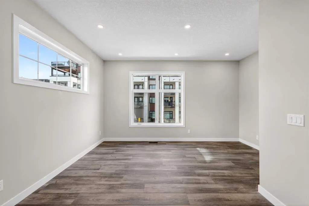 133 Mahogany Gardens SE