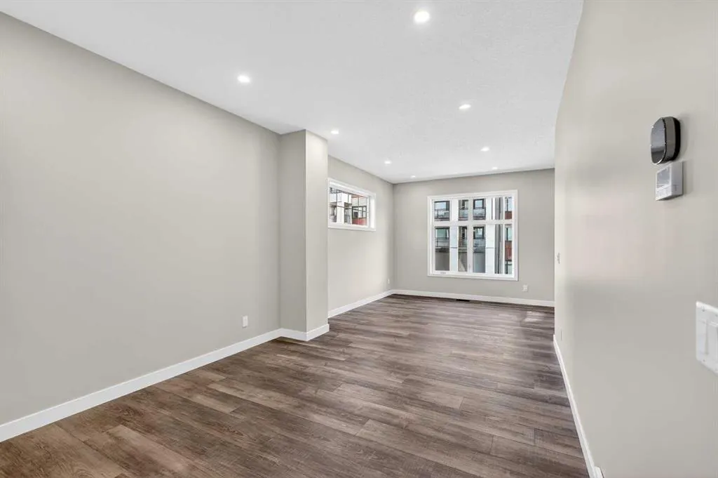133 Mahogany Gardens SE