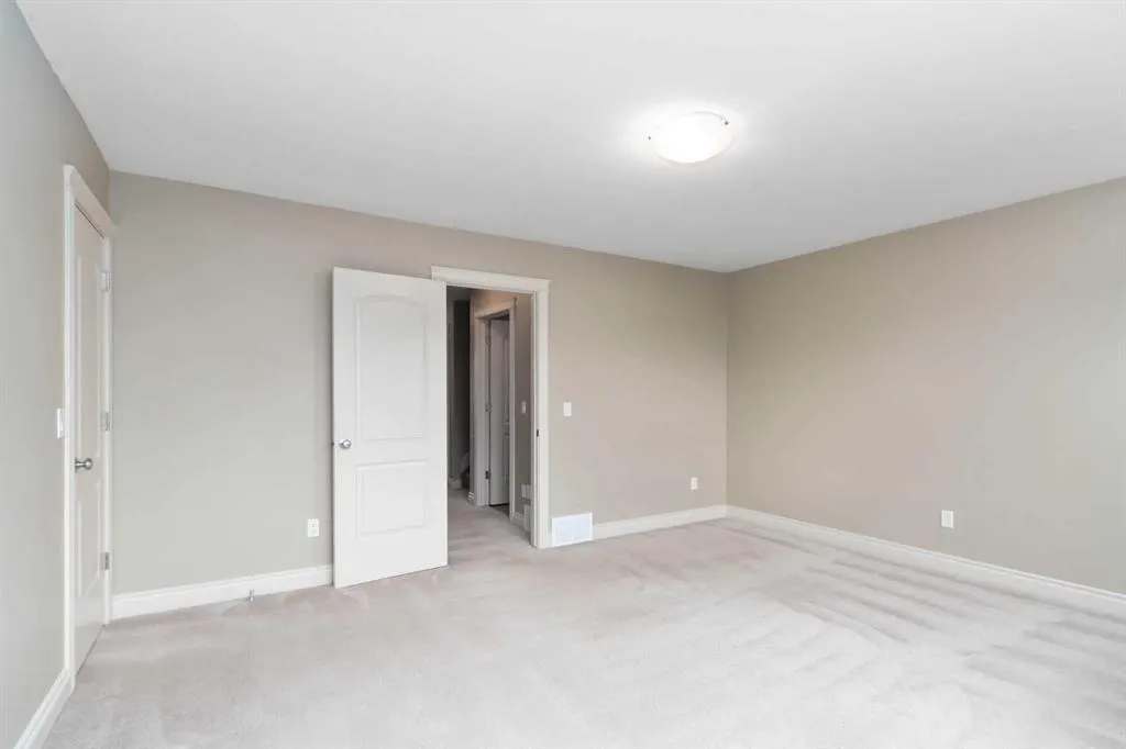 117 Coniker Crescent