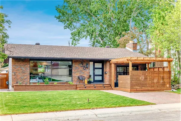 36 Norseman Place NW