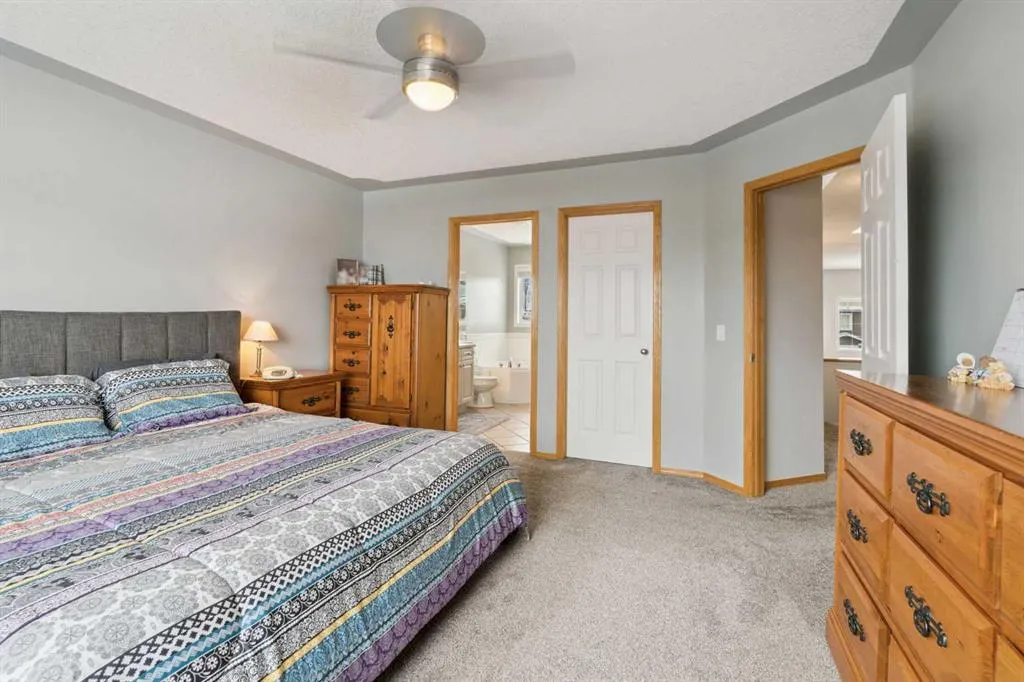 115 Cove Crescent