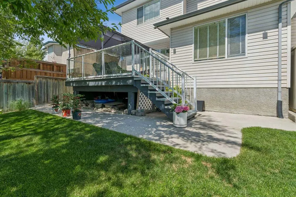 115 Cove Crescent