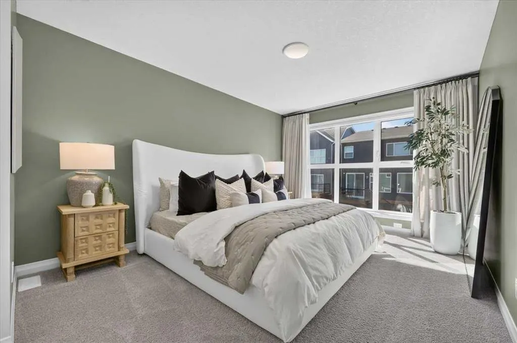 153 Mitchell Road NW