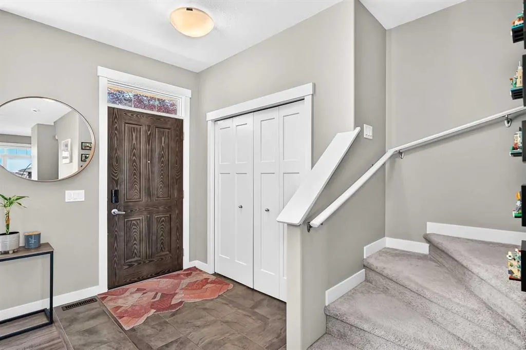 601 Evanston Manor NW