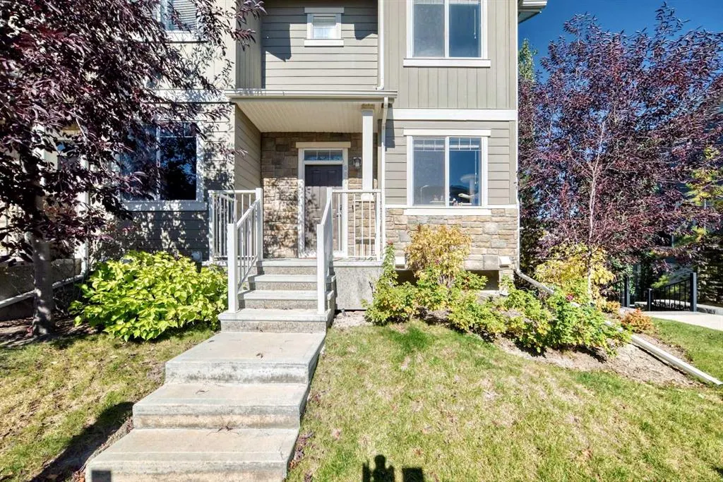 601 Evanston Manor NW