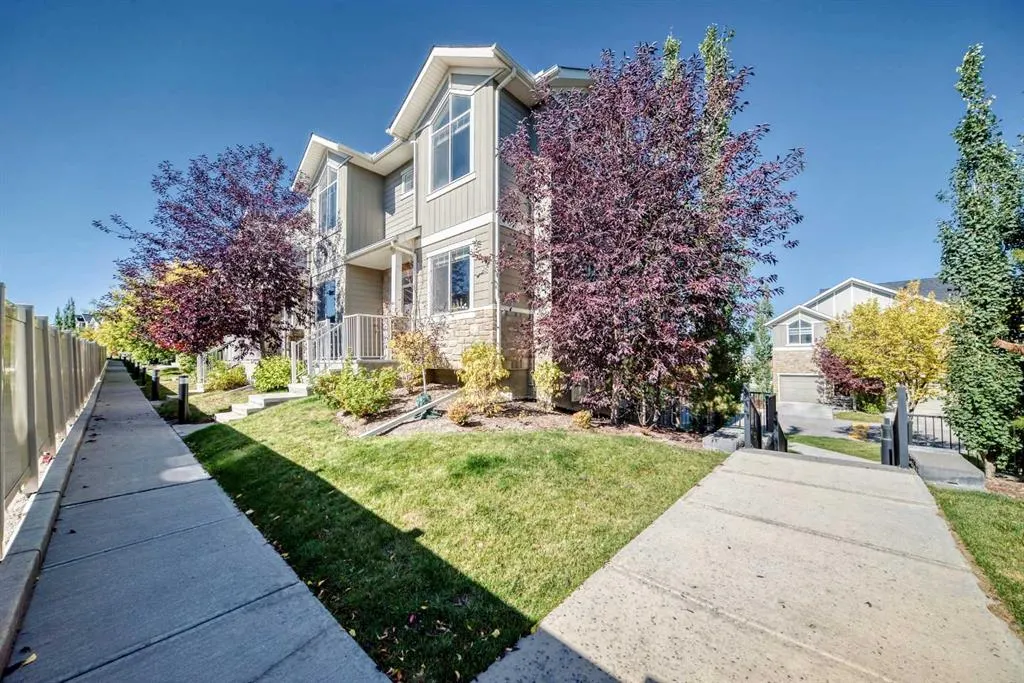 601 Evanston Manor NW