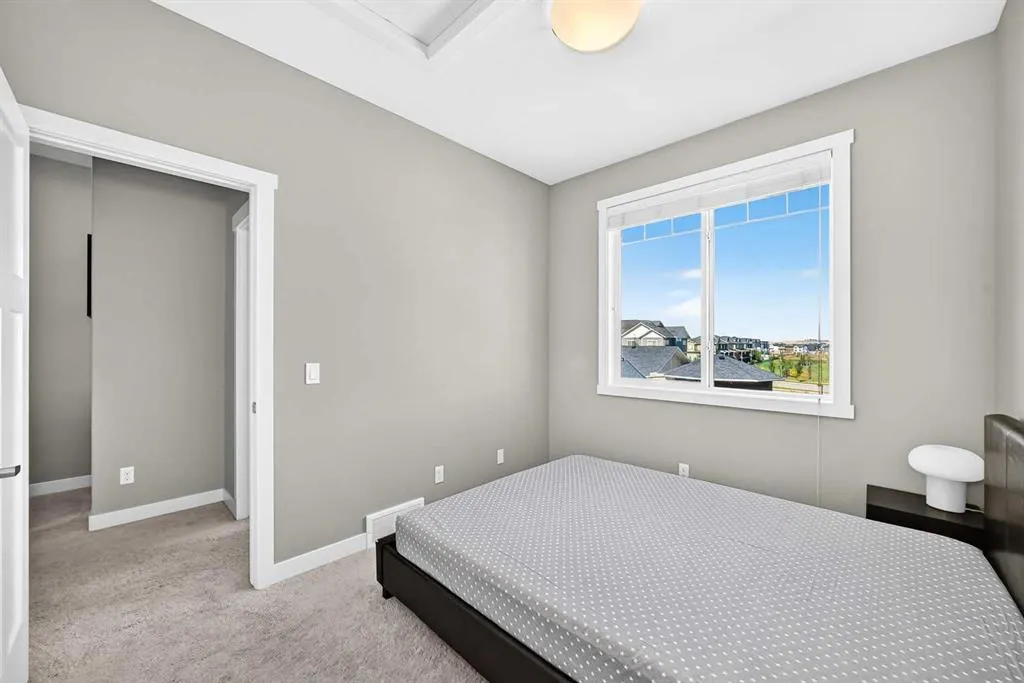 601 Evanston Manor NW
