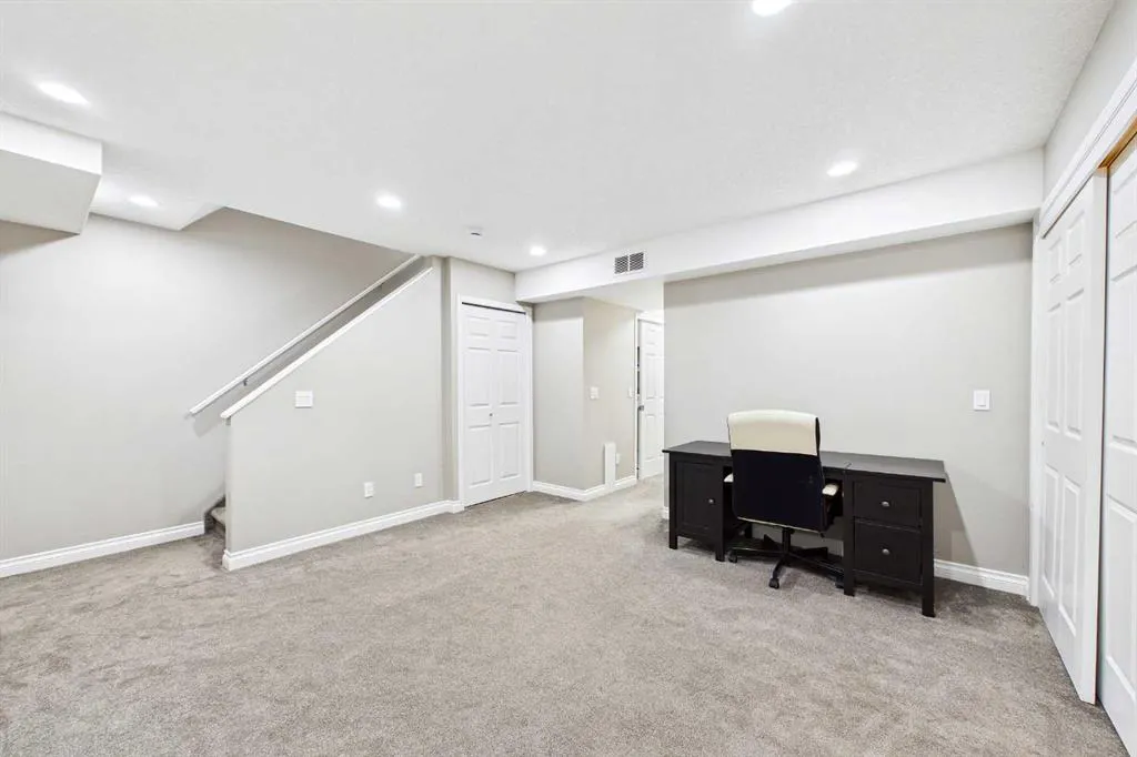 9 Citadel Point NW
