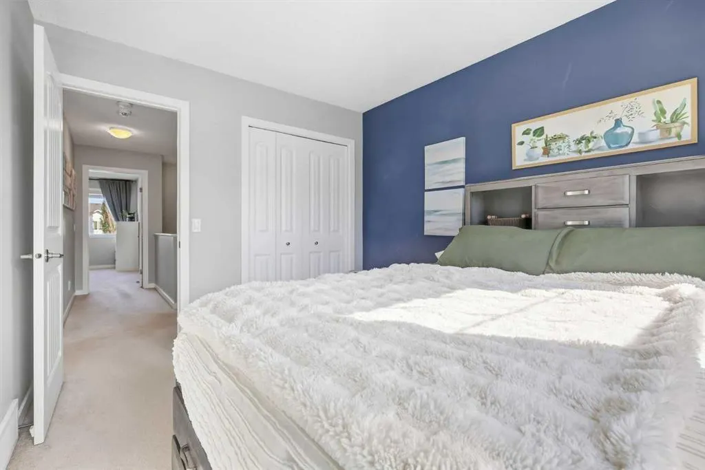 1025 New Brighton Grove SE
