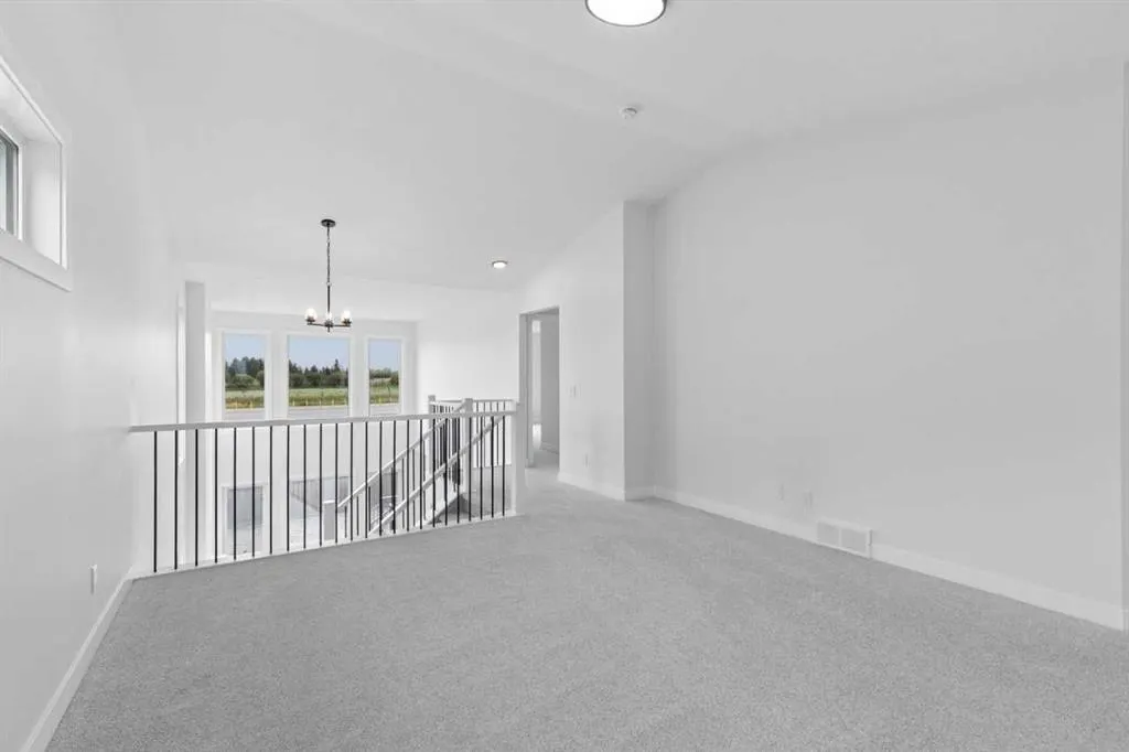 53 Sora Gardens SE