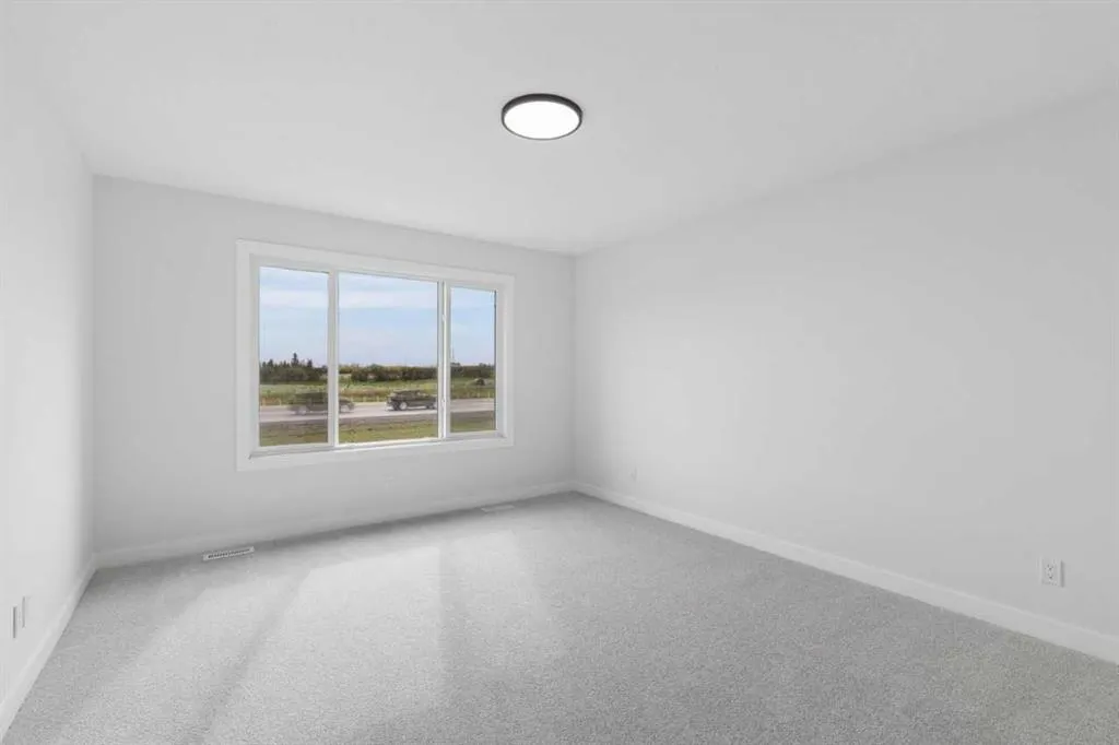 53 Sora Gardens SE
