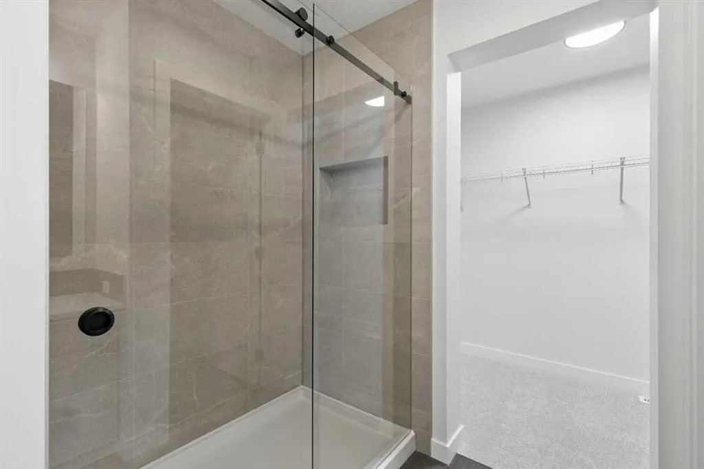 53 Sora Gardens SE